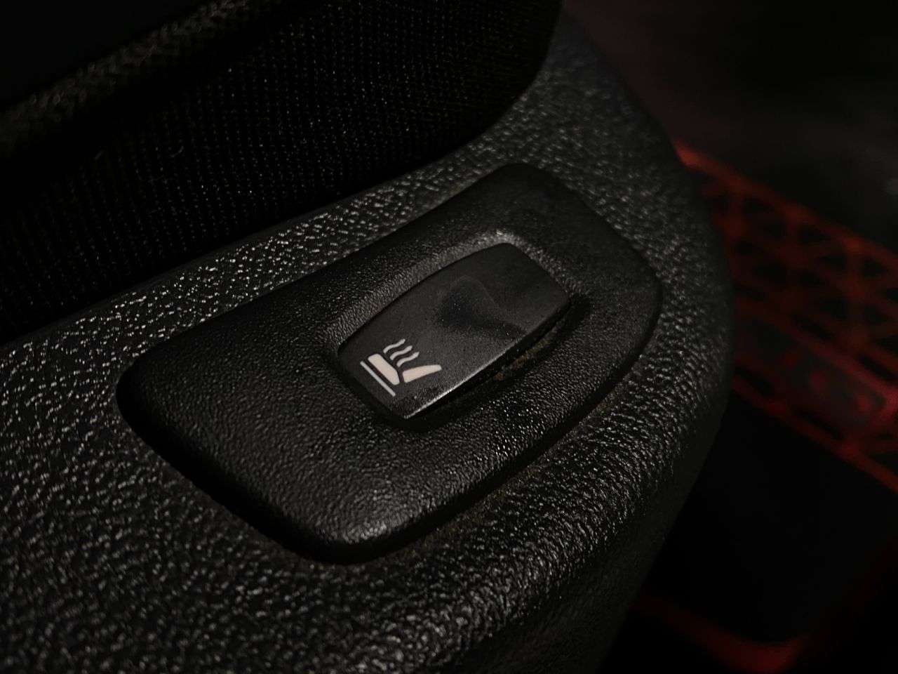 2015 RENAULT CLIO 2015 RENAULT CLIO