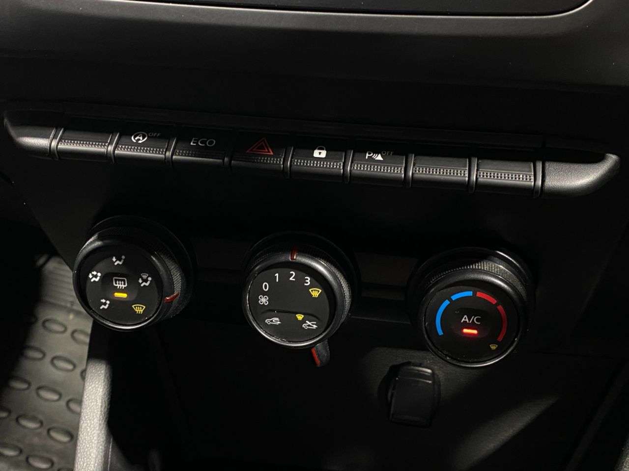 2019 DACIA DUSTER 2019 DACIA DUSTER