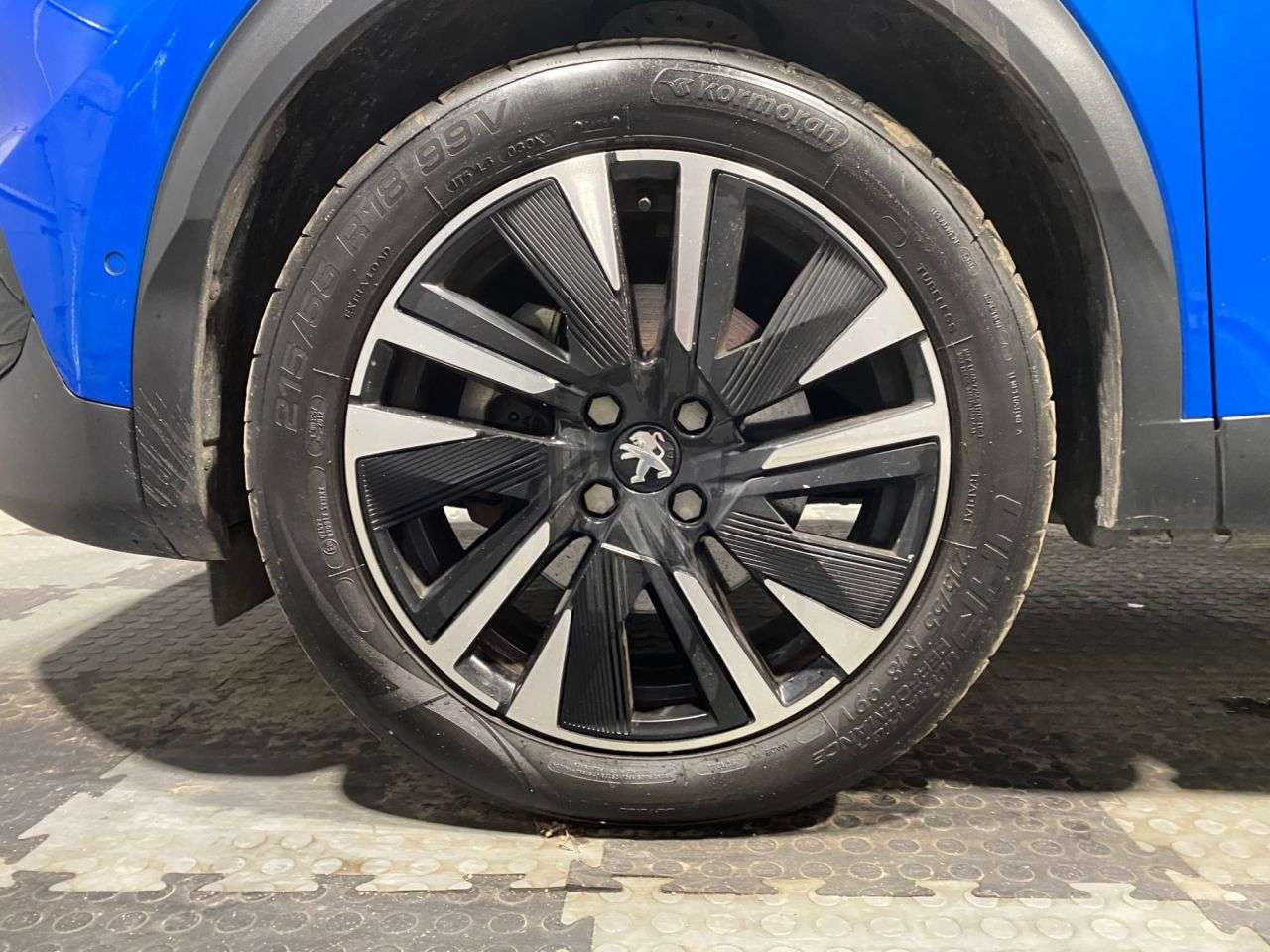 2020 PEUGEOT E-2008 2020 PEUGEOT E-2008