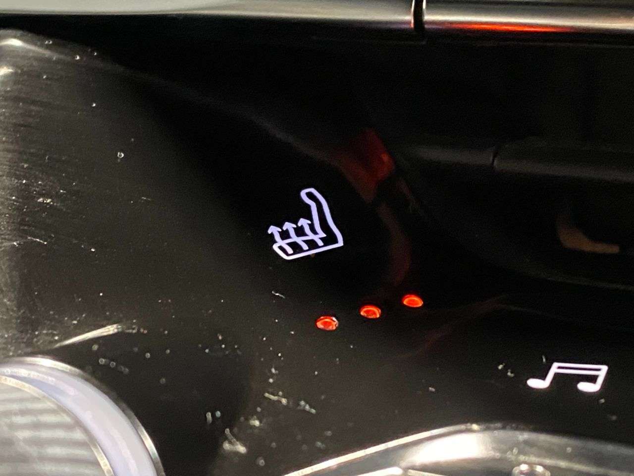 2020 PEUGEOT E-2008 2020 PEUGEOT E-2008