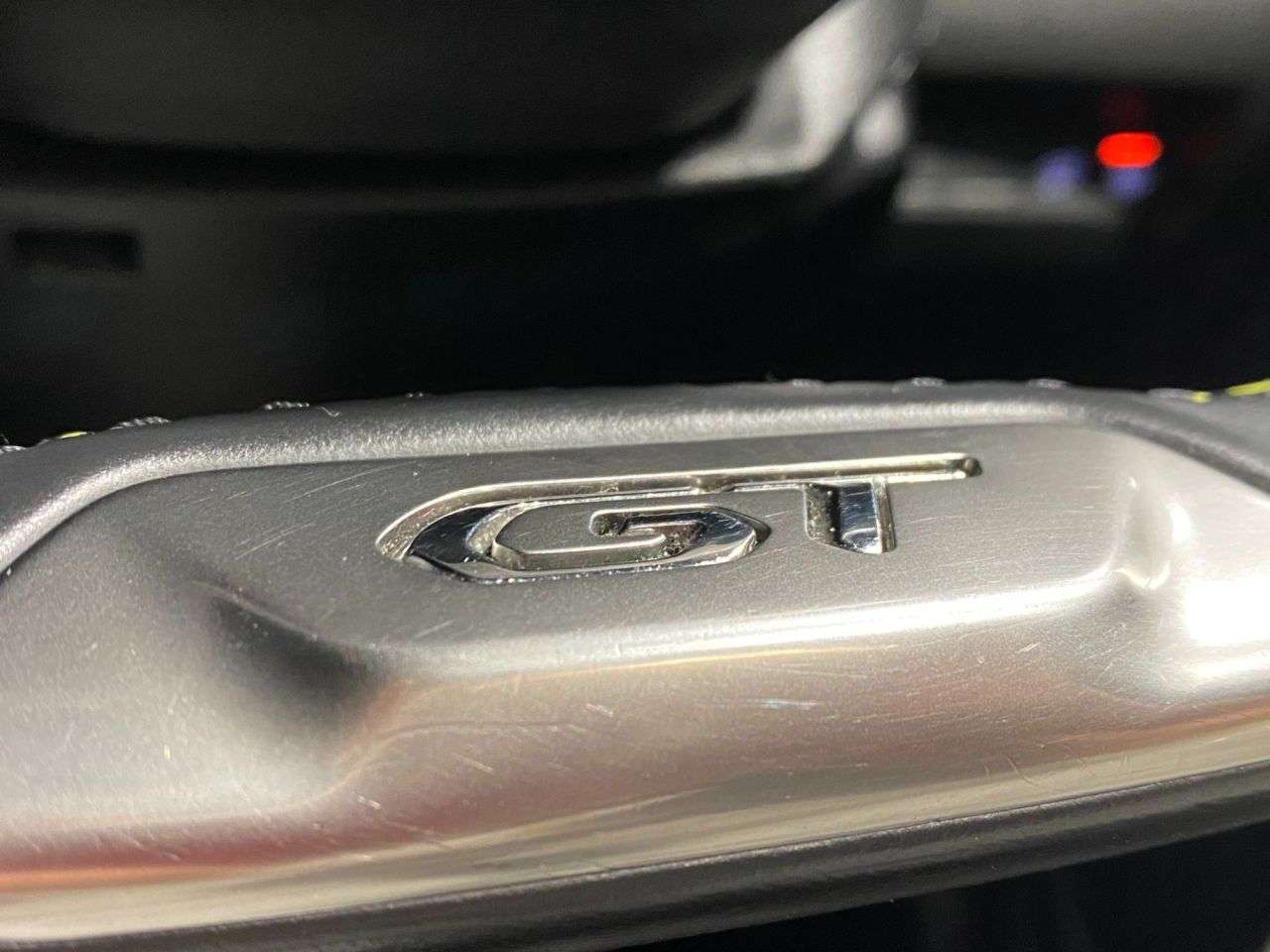 2020 PEUGEOT E-2008 2020 PEUGEOT E-2008