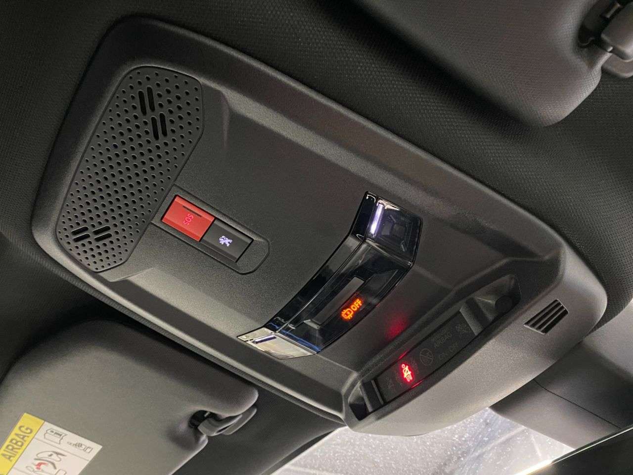 2020 PEUGEOT E-2008 2020 PEUGEOT E-2008