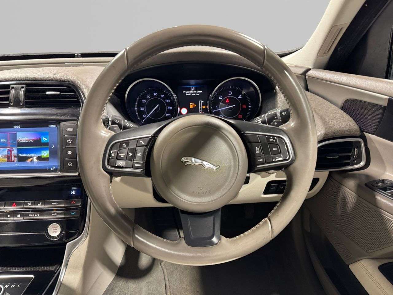 2015 JAGUAR XE 2015 JAGUAR XE