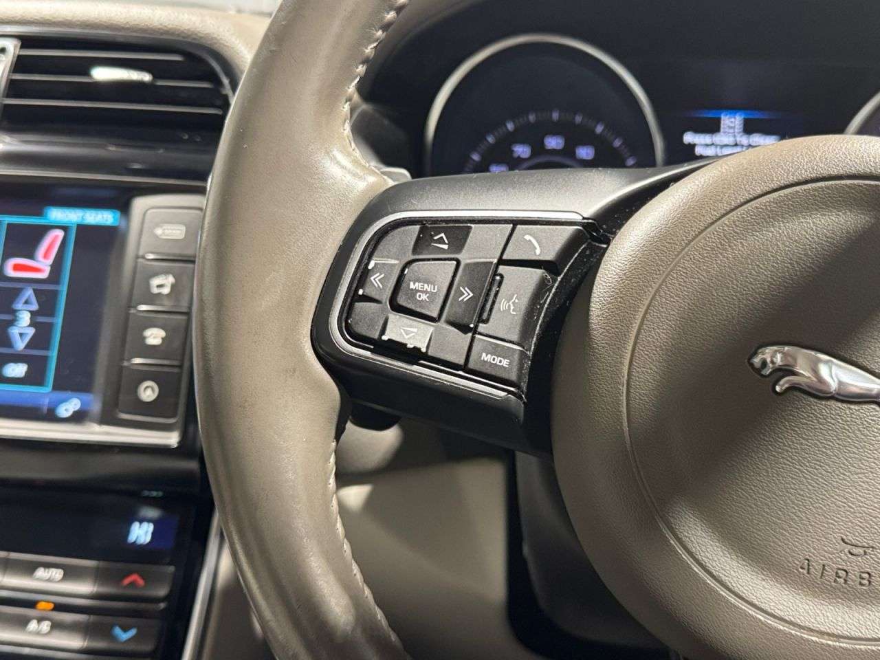 2015 JAGUAR XE 2015 JAGUAR XE