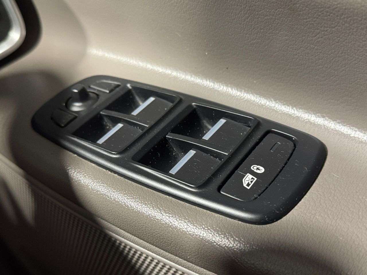 2015 JAGUAR XE 2015 JAGUAR XE