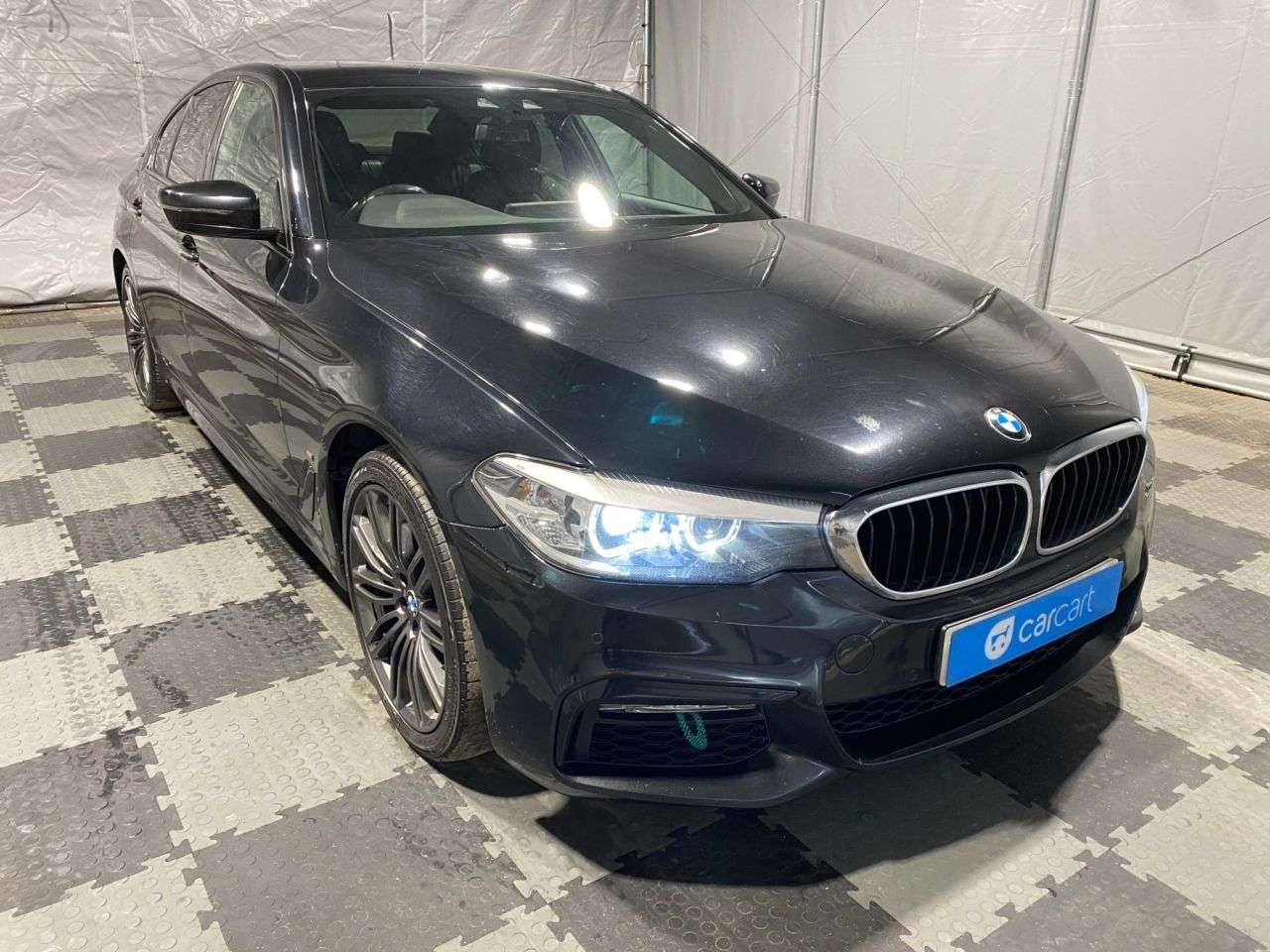 A 2017 BMW 5 SERIES 2.0 530e 9.2kWh M Sport Saloon 4dr Petrol Plug-in Hybrid Auto Euro 6 (s/s) A 2017 BMW 5 SERIES 2.0 530e 9.2kWh M Sport Saloon 4dr Petrol Plug-in Hybrid Auto Euro 6 (s/s)