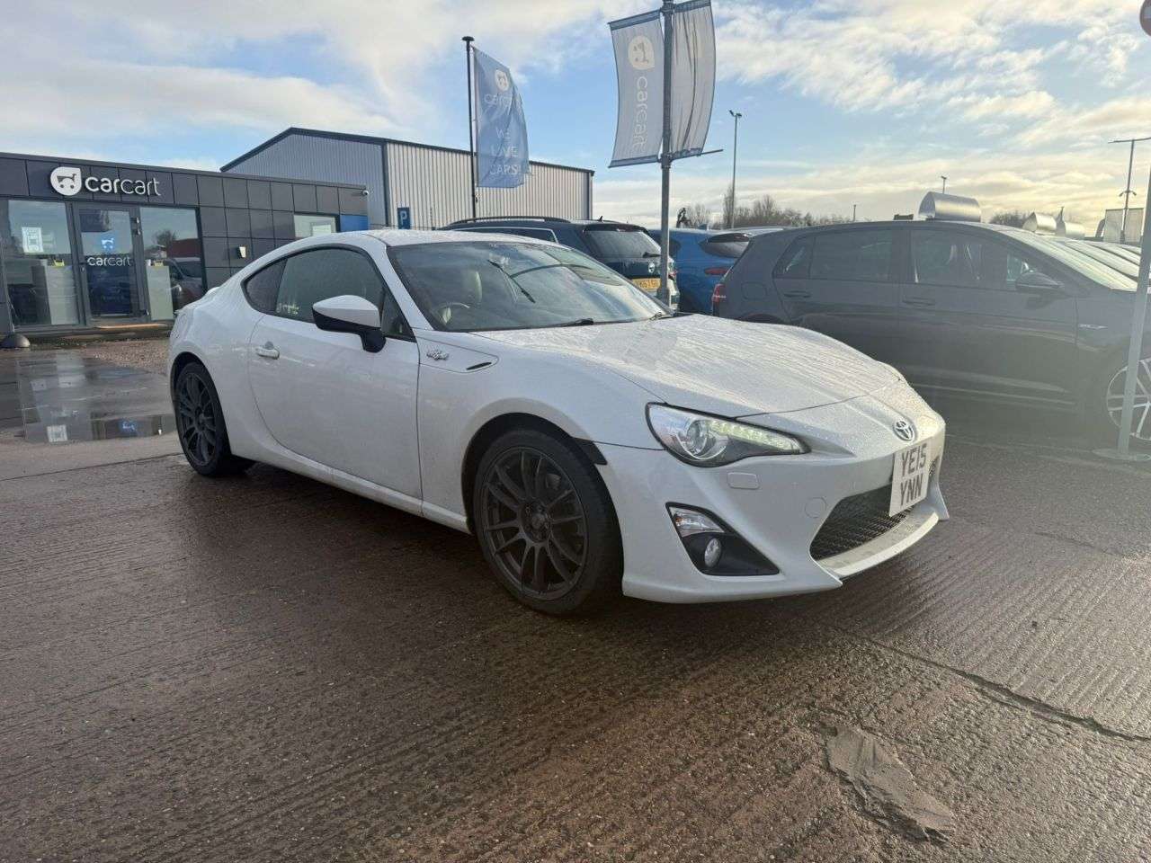 A 2015 TOYOTA GT86 2.0 Boxer D-4S Coupe 2dr Petrol Auto Euro 5 (200 ps) (Rates starting as low A 2015 TOYOTA GT86 2.0 Boxer D-4S Coupe 2dr Petrol Auto Euro 5 (200 ps) (Rates starting as low