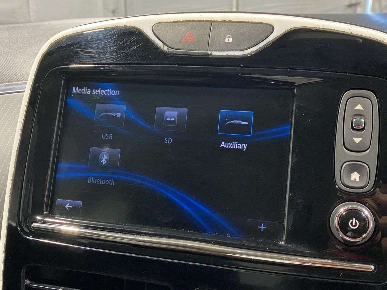 2018 RENAULT ZOE 2018 RENAULT ZOE