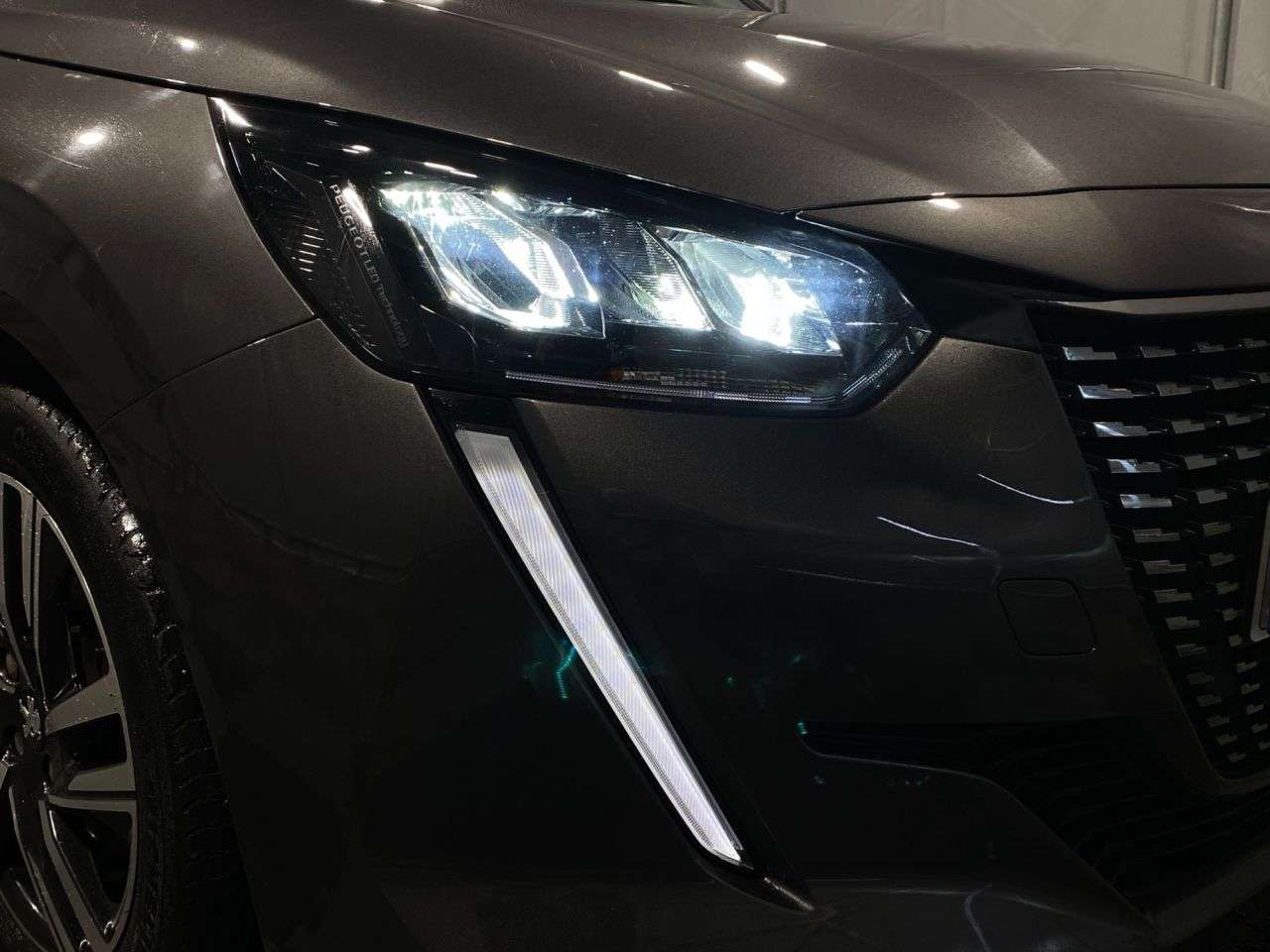 2021 PEUGEOT 208 2021 PEUGEOT 208