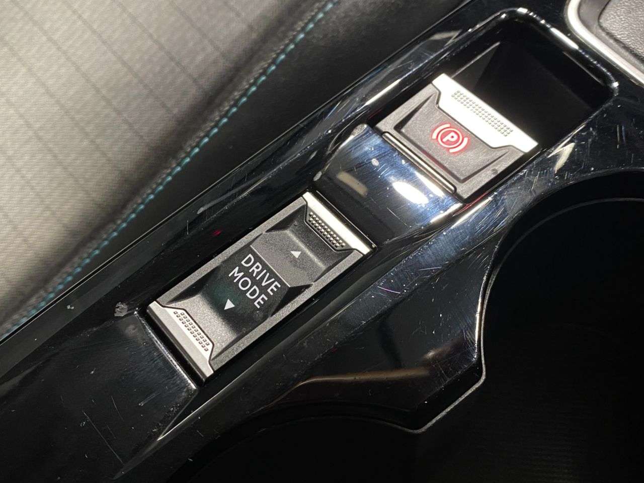 2021 PEUGEOT 208 2021 PEUGEOT 208