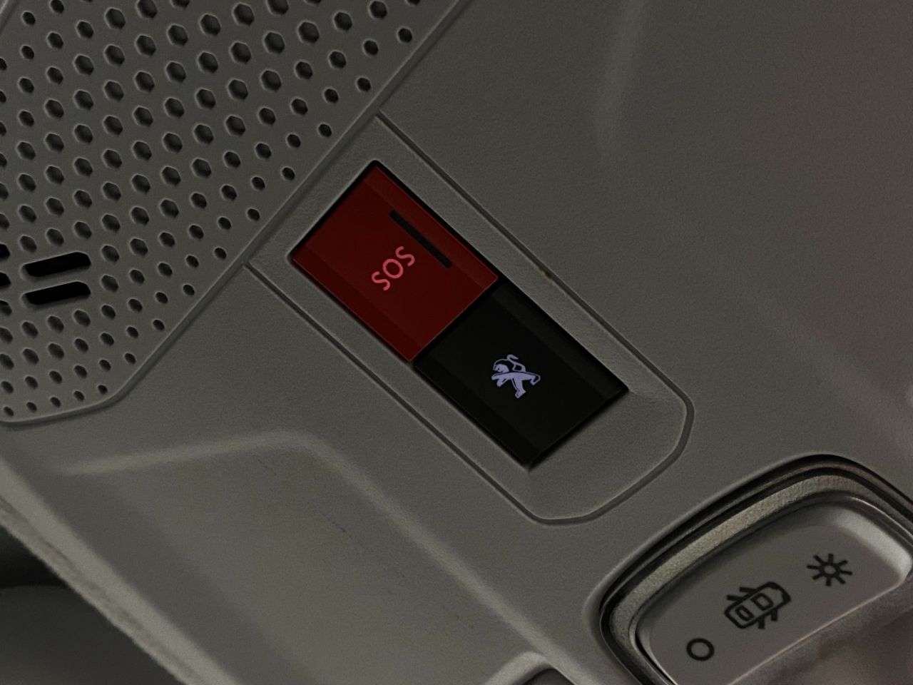 2021 PEUGEOT 208 2021 PEUGEOT 208