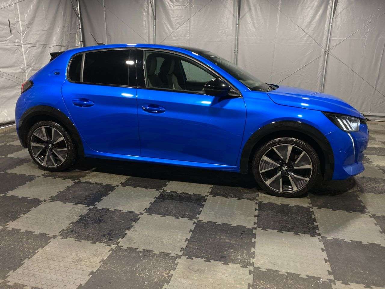 2020 PEUGEOT E-208 2020 PEUGEOT E-208