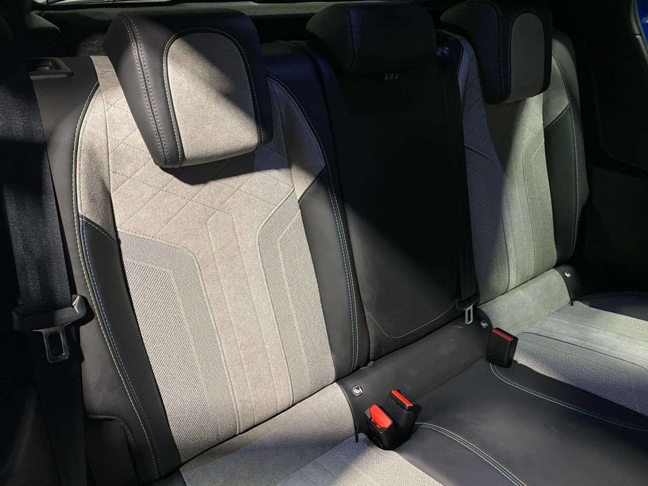 2020 PEUGEOT E-208 2020 PEUGEOT E-208