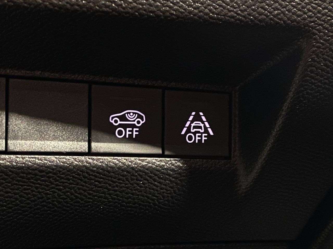 2020 PEUGEOT E-208 2020 PEUGEOT E-208