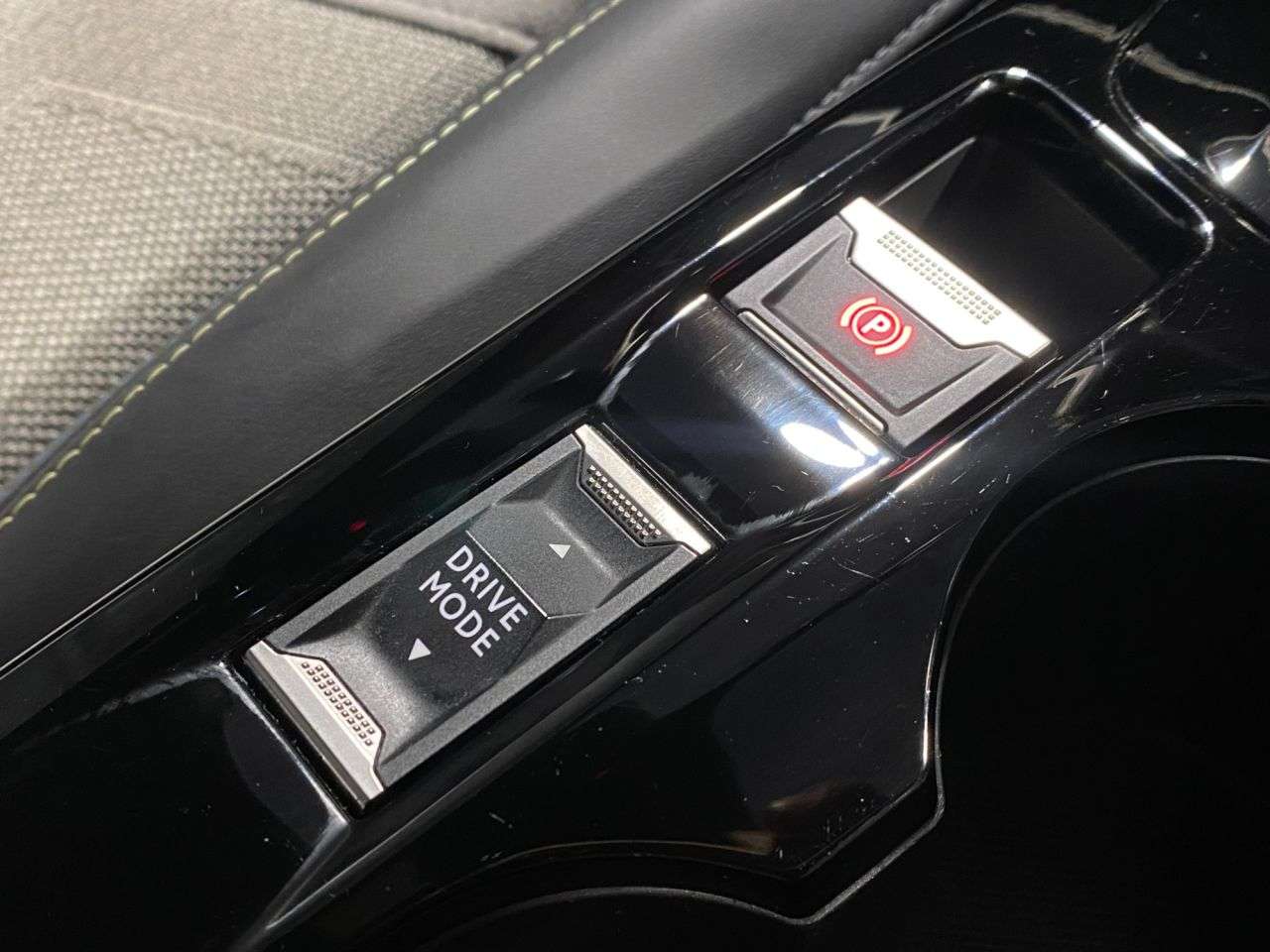 2020 PEUGEOT E-208 2020 PEUGEOT E-208