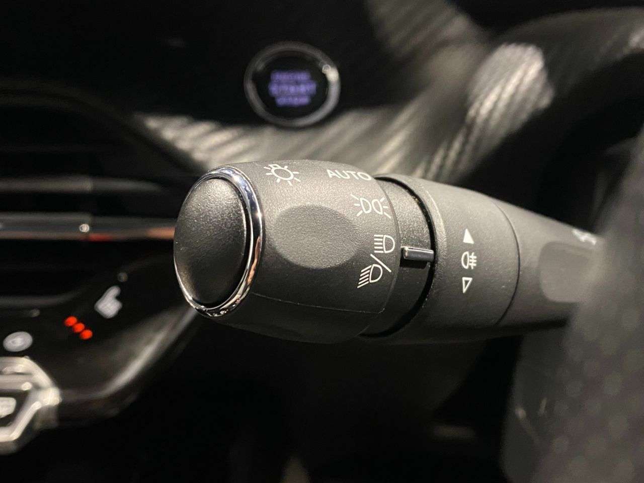 2020 PEUGEOT E-208 2020 PEUGEOT E-208