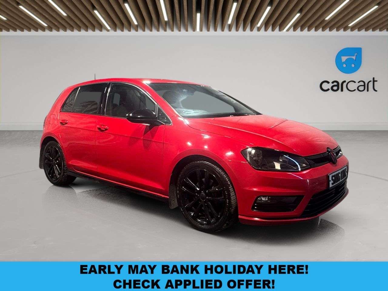 A 2016 VOLKSWAGEN GOLF 2.0 TDI BlueMotion Tech R-Line Hatchback 5dr Diesel Manual Euro 6 (s/s) (15 A 2016 VOLKSWAGEN GOLF 2.0 TDI BlueMotion Tech R-Line Hatchback 5dr Diesel Manual Euro 6 (s/s) (15