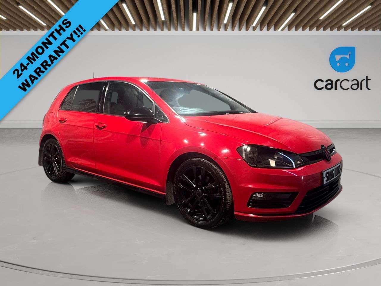 A 2016 VOLKSWAGEN GOLF 2.0 TDI BlueMotion Tech R-Line Hatchback 5dr Diesel Manual Euro 6 (s/s) (15 A 2016 VOLKSWAGEN GOLF 2.0 TDI BlueMotion Tech R-Line Hatchback 5dr Diesel Manual Euro 6 (s/s) (15