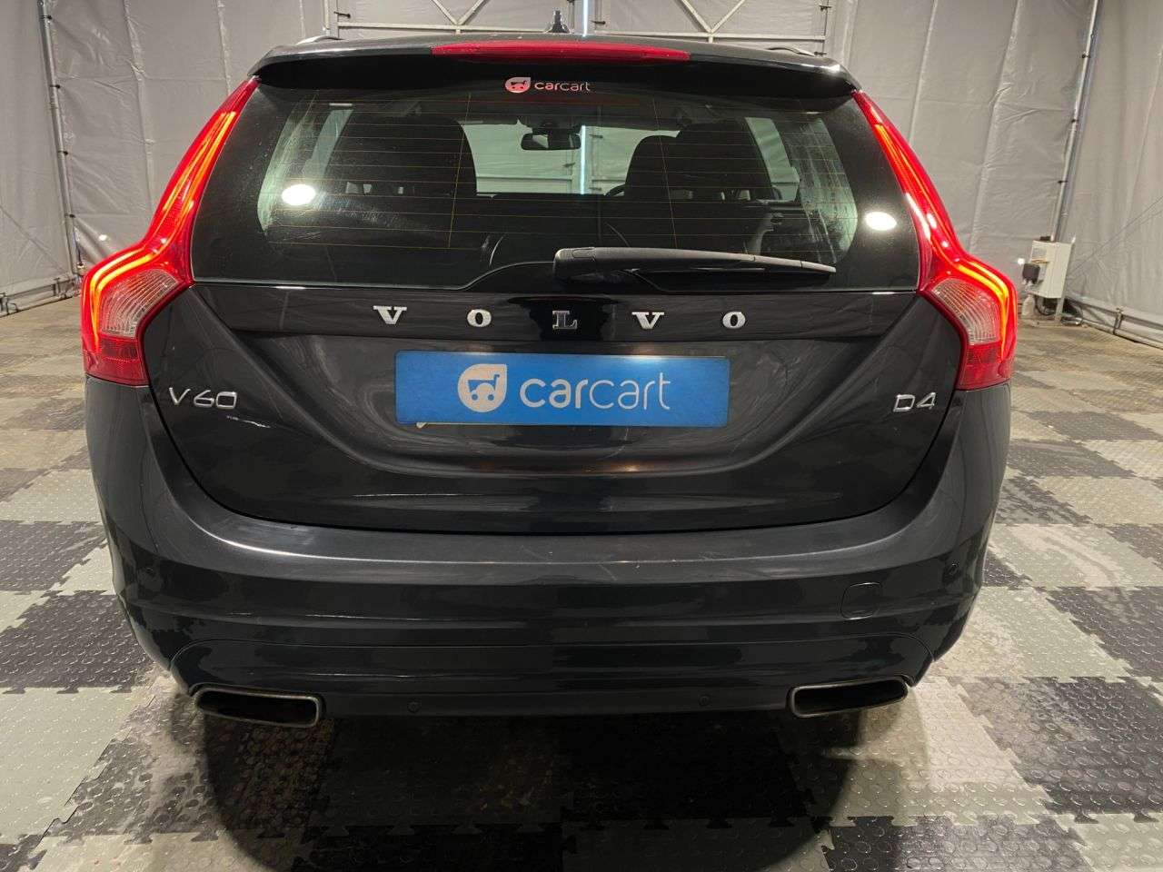 2016 VOLVO V60 2016 VOLVO V60