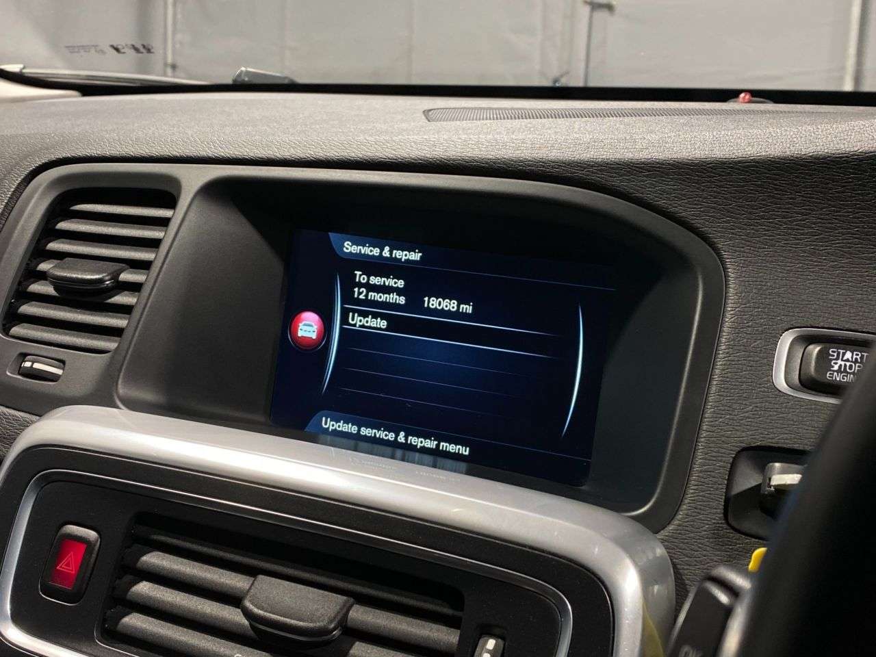 2016 VOLVO V60 2016 VOLVO V60