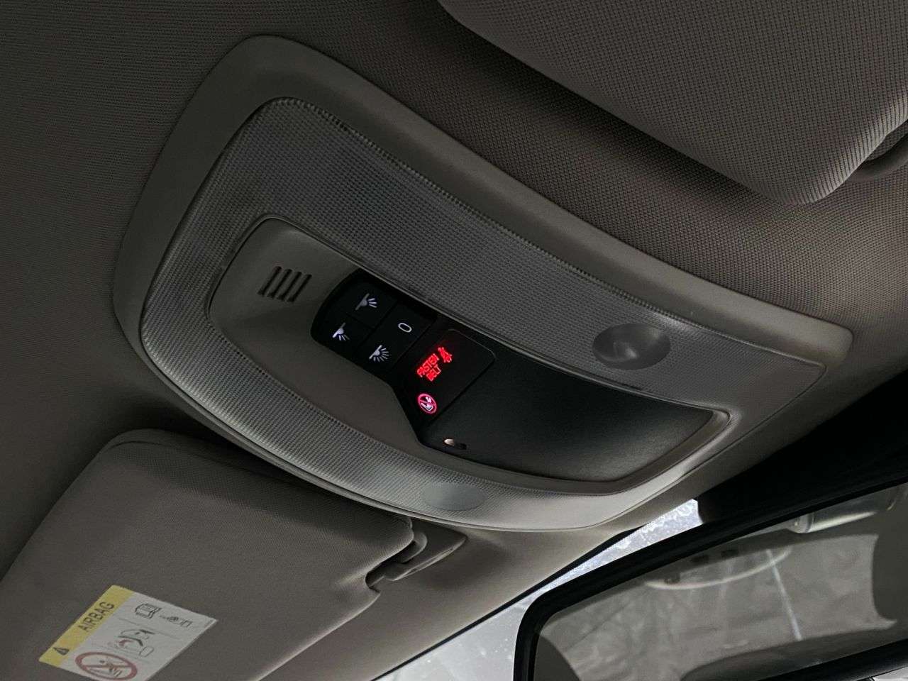 2016 VOLVO V60 2016 VOLVO V60