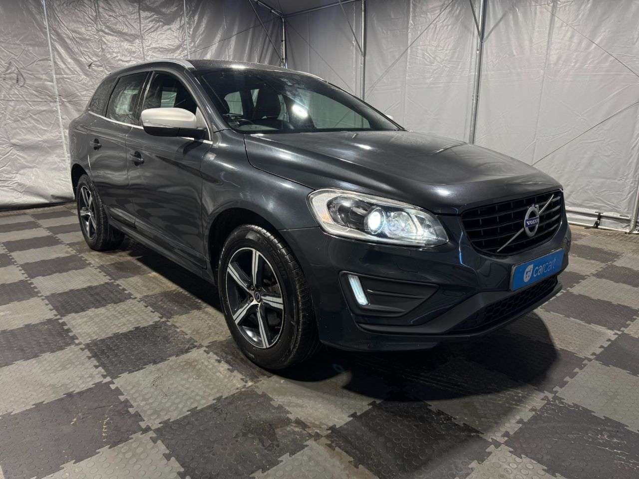 A 2016 VOLVO XC60 2.4 D4 R-Design Lux Nav SUV 5dr Diesel Manual AWD Euro 6 (s/s) (190 ps) (Ra A 2016 VOLVO XC60 2.4 D4 R-Design Lux Nav SUV 5dr Diesel Manual AWD Euro 6 (s/s) (190 ps) (Ra
