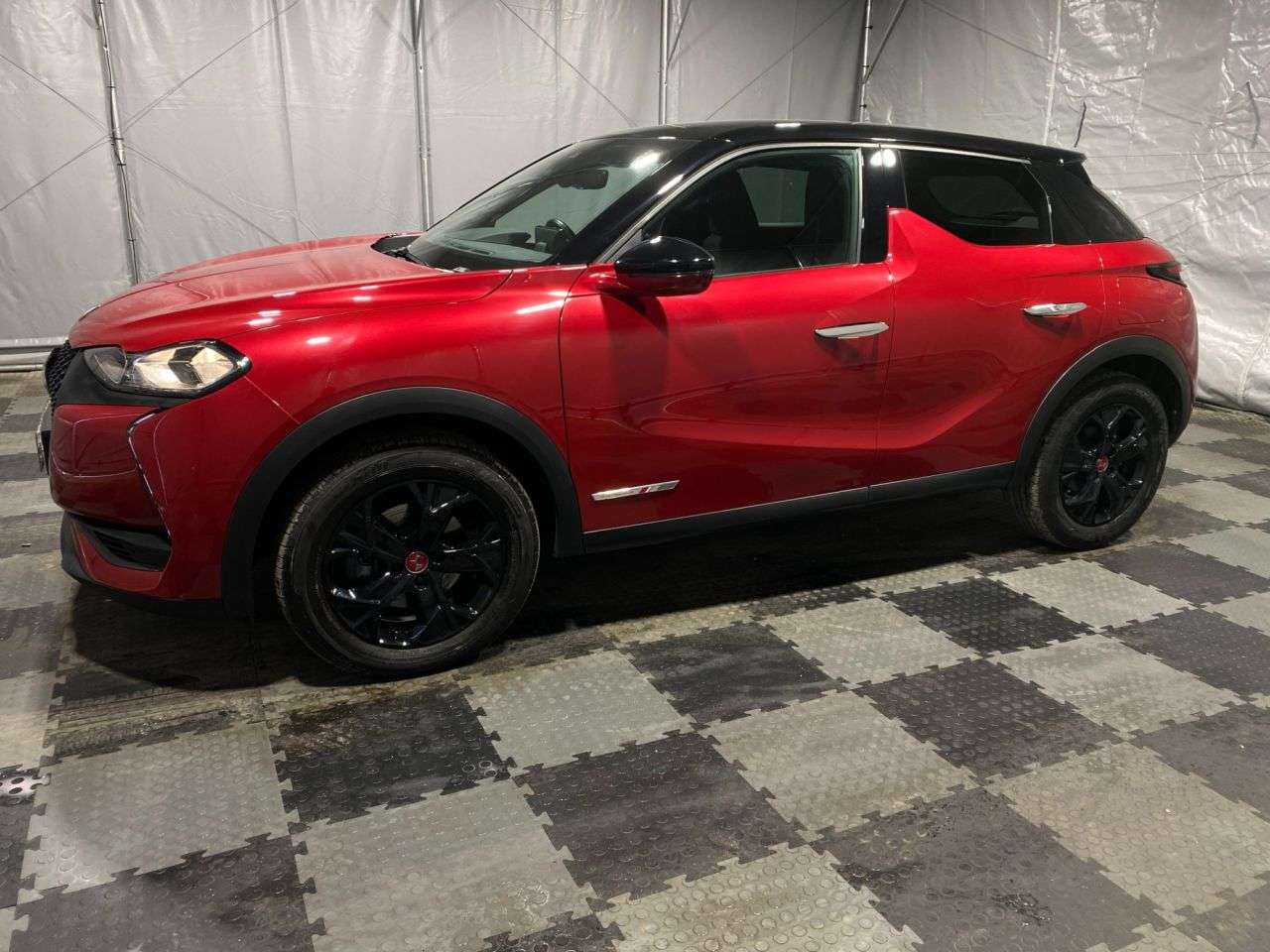 A 2022 DS AUTOMOBILES DS 3 CROSSBACK E-TENSE 50kWh Performance Line Crossback 5dr Electric Auto (136 ps) (Rates A 2022 DS AUTOMOBILES DS 3 CROSSBACK E-TENSE 50kWh Performance Line Crossback 5dr Electric Auto (136 ps) (Rates