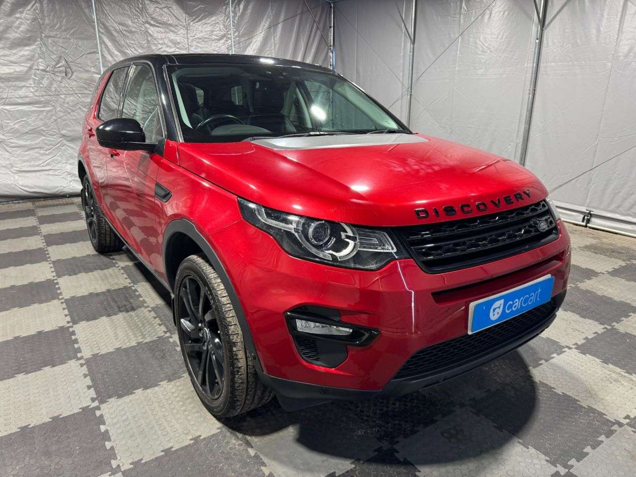 A 2015 LAND ROVER DISCOVERY SPORT 2.0 TD4 HSE Luxury SUV 5dr Diesel Auto 4WD Euro 6 (s/s) (180 ps) (Rates sta A 2015 LAND ROVER DISCOVERY SPORT 2.0 TD4 HSE Luxury SUV 5dr Diesel Auto 4WD Euro 6 (s/s) (180 ps) (Rates sta