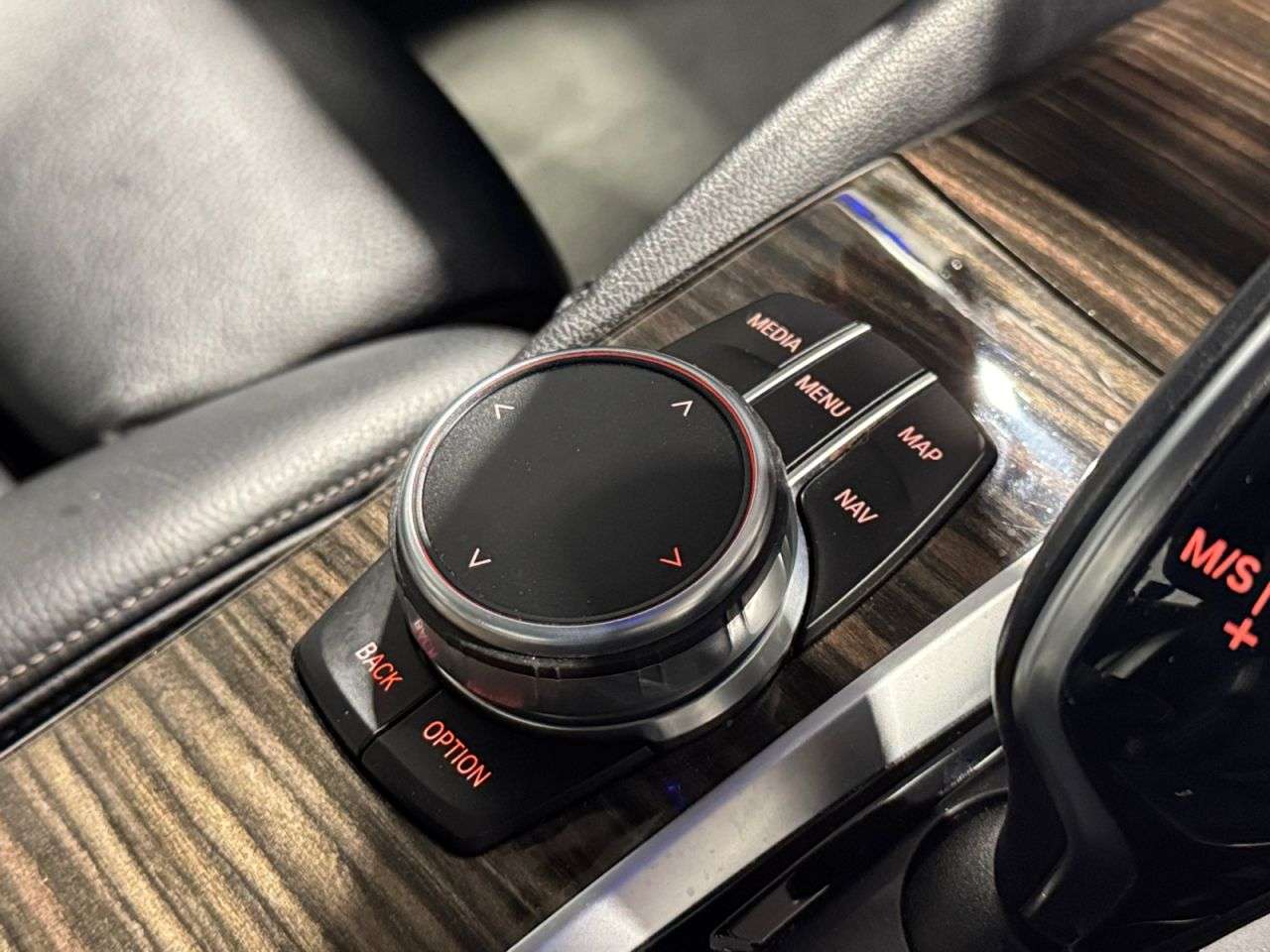 2017 BMW 5 SERIES 2017 BMW 5 SERIES