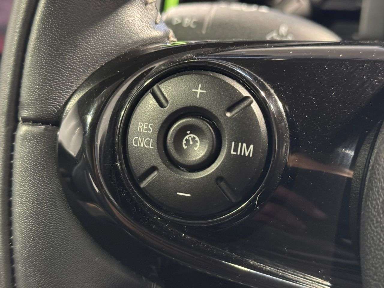 2020 MINI ELECTRIC HATCH 2020 MINI ELECTRIC HATCH