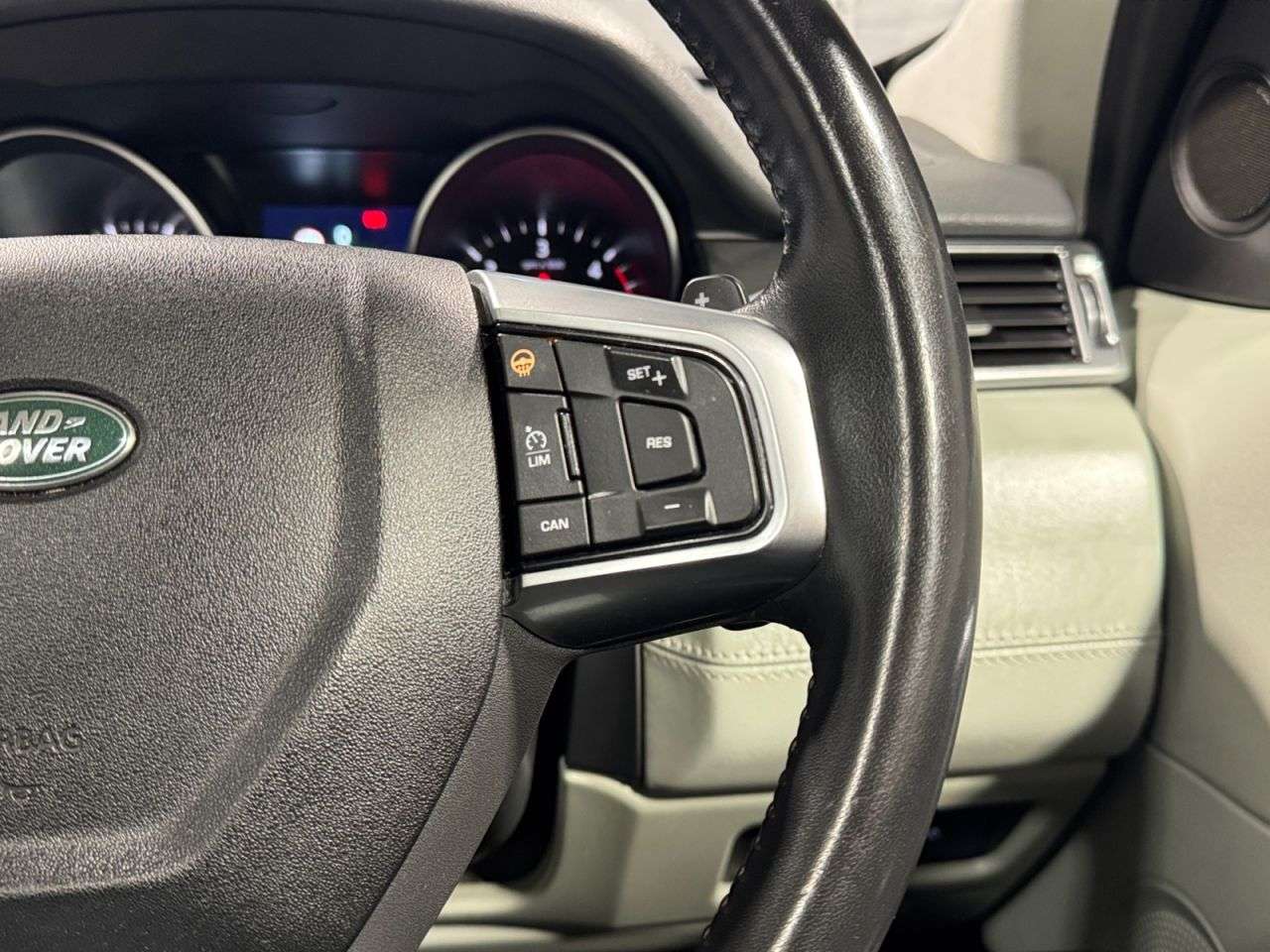 2018 LAND ROVER DISCOVERY SPORT 2018 LAND ROVER DISCOVERY SPORT