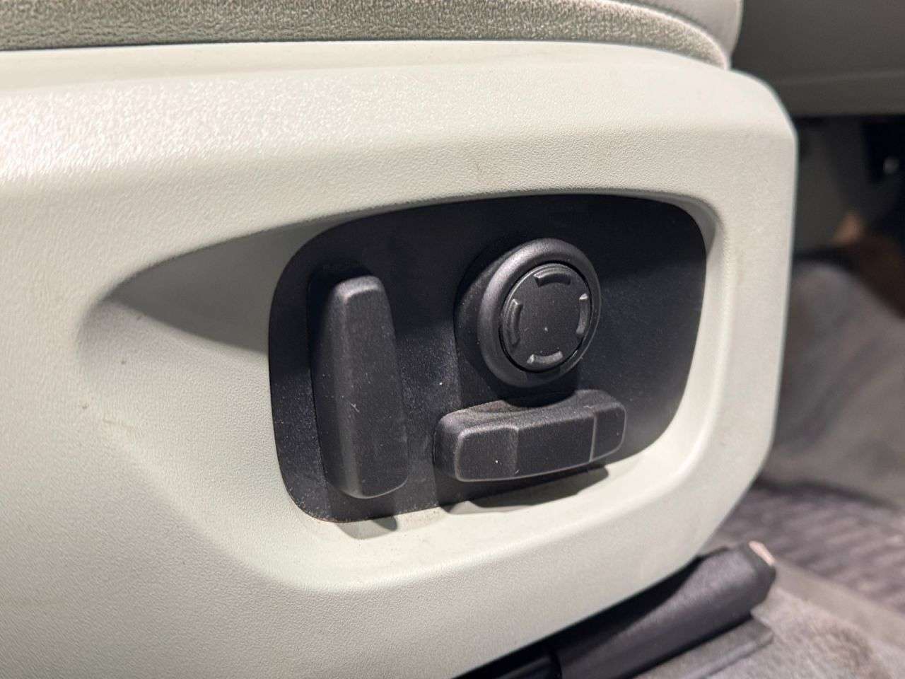 2018 LAND ROVER DISCOVERY SPORT 2018 LAND ROVER DISCOVERY SPORT