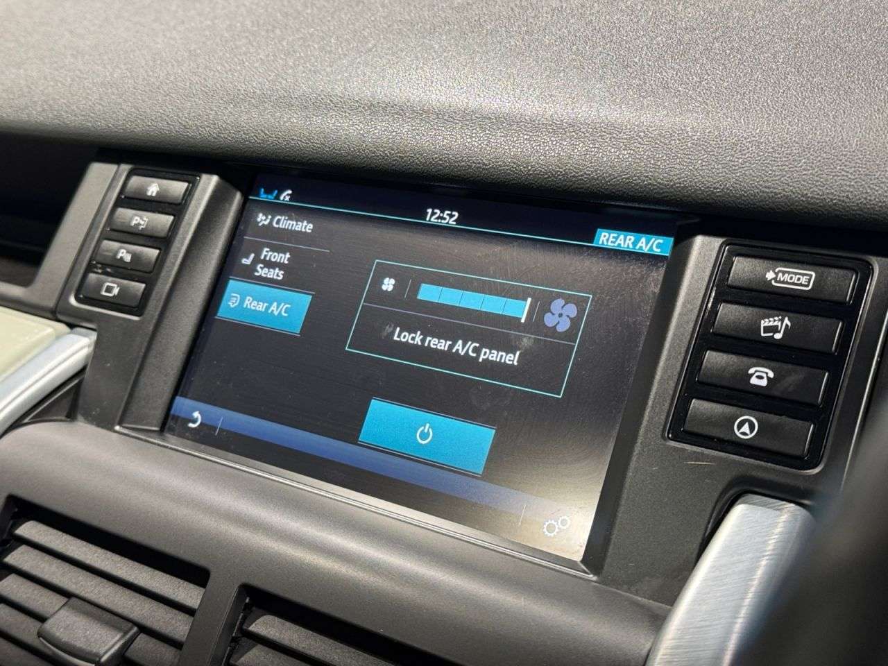 2018 LAND ROVER DISCOVERY SPORT 2018 LAND ROVER DISCOVERY SPORT