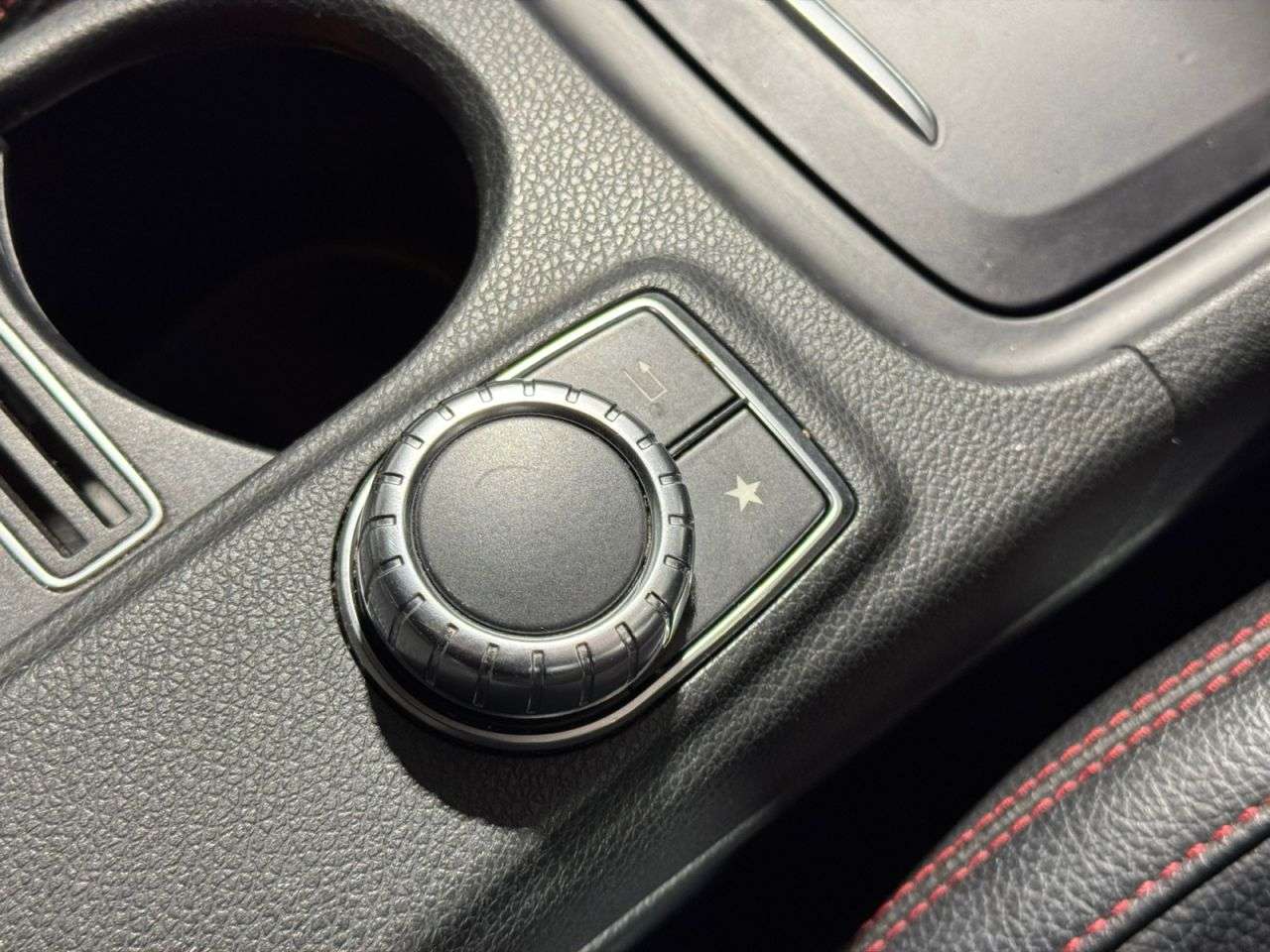 2016 MERCEDES-BENZ GLA 2016 MERCEDES-BENZ GLA