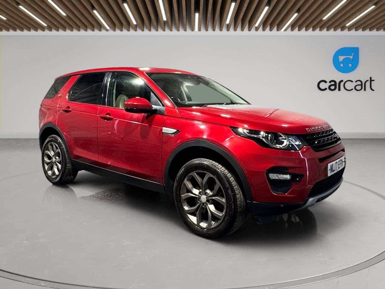 A 2017 LAND ROVER DISCOVERY SPORT 2.0 TD4 HSE SUV 5dr Diesel Auto 4WD Euro 6 (s/s) (180 ps) (Rates starting a A 2017 LAND ROVER DISCOVERY SPORT 2.0 TD4 HSE SUV 5dr Diesel Auto 4WD Euro 6 (s/s) (180 ps) (Rates starting a