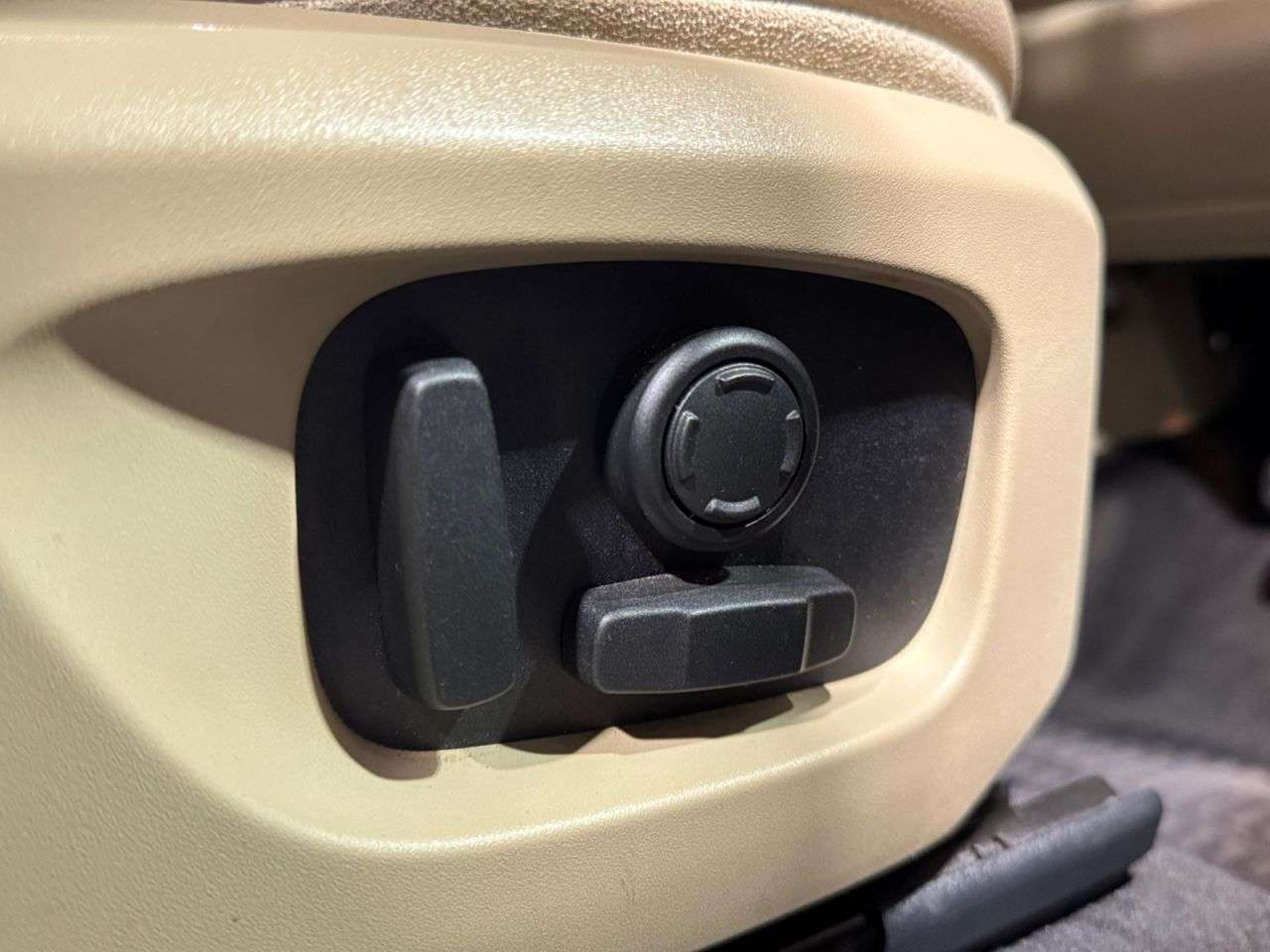 2017 LAND ROVER DISCOVERY SPORT 2017 LAND ROVER DISCOVERY SPORT