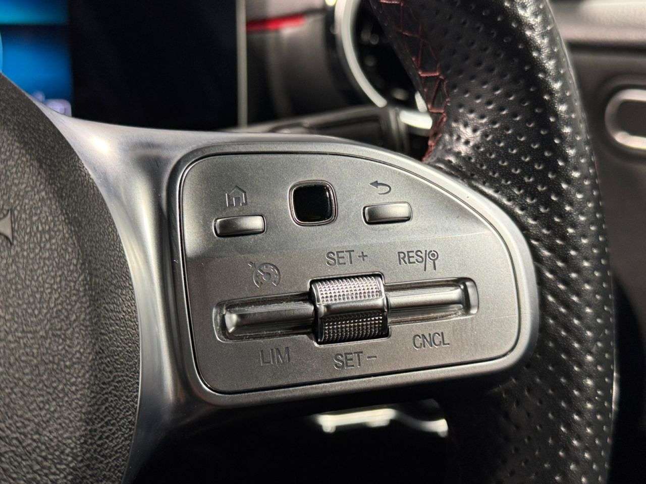 2018 MERCEDES-BENZ A-CLASS 2018 MERCEDES-BENZ A-CLASS