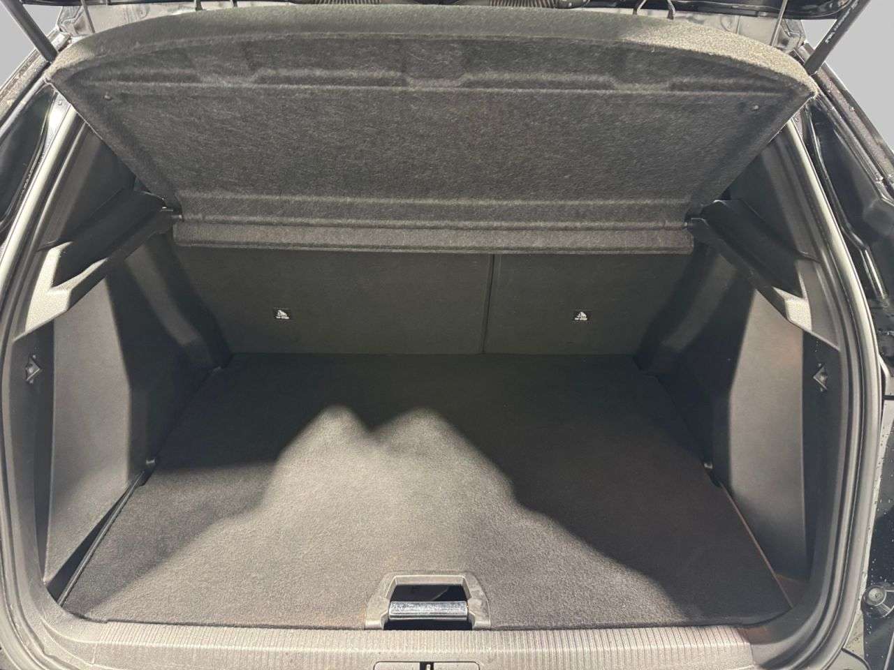 2021 PEUGEOT E-2008 2021 PEUGEOT E-2008