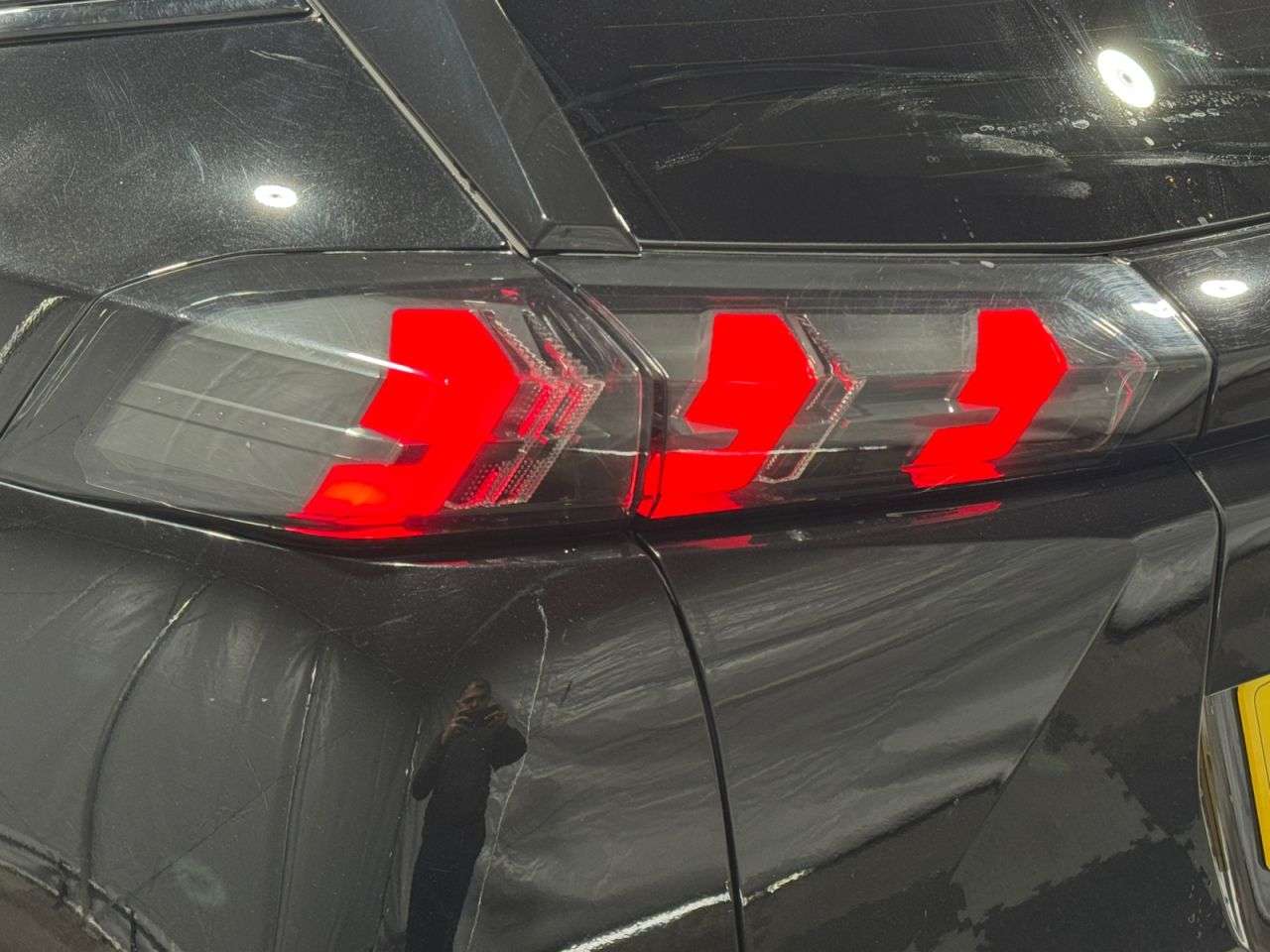 2021 PEUGEOT E-2008 2021 PEUGEOT E-2008