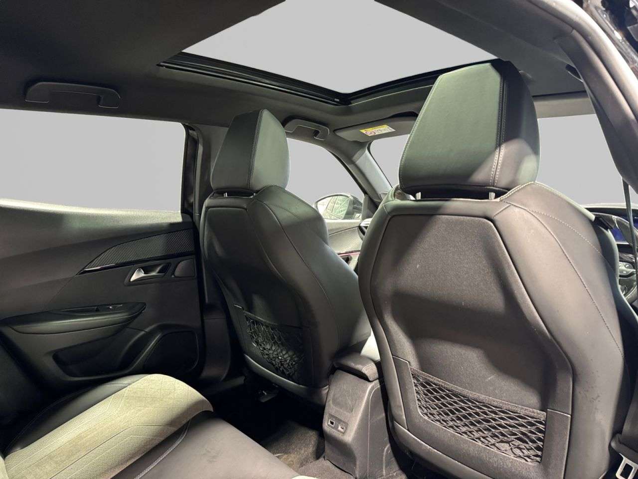 2021 PEUGEOT E-2008 2021 PEUGEOT E-2008