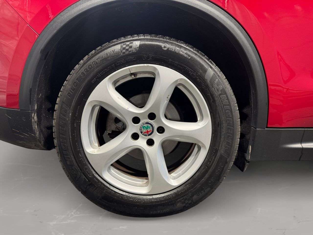 2019 ALFA ROMEO STELVIO 2019 ALFA ROMEO STELVIO