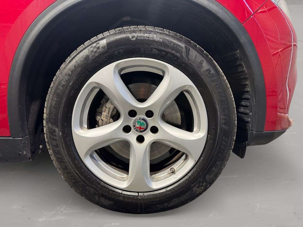 2019 ALFA ROMEO STELVIO 2019 ALFA ROMEO STELVIO