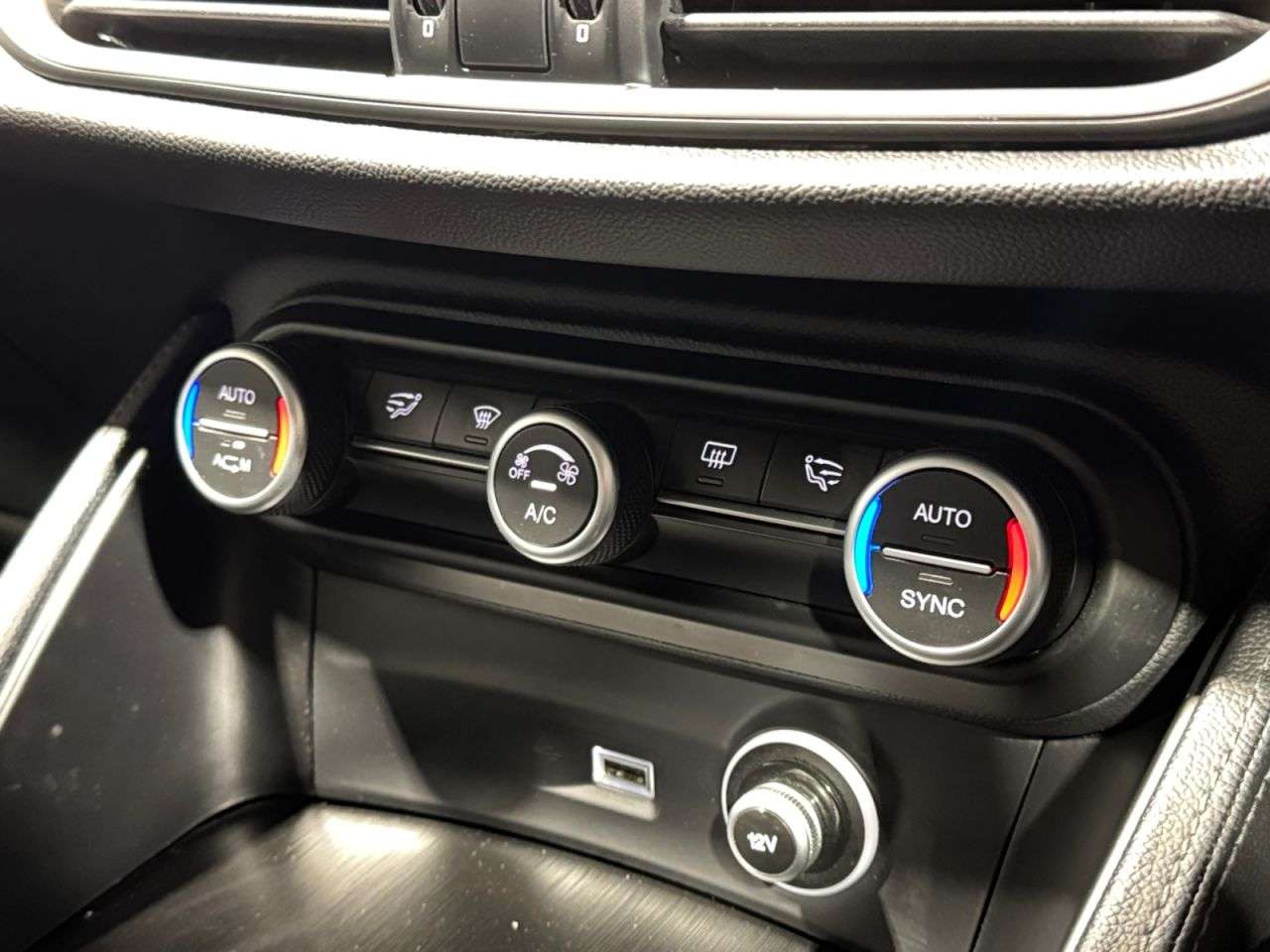 2019 ALFA ROMEO STELVIO 2019 ALFA ROMEO STELVIO