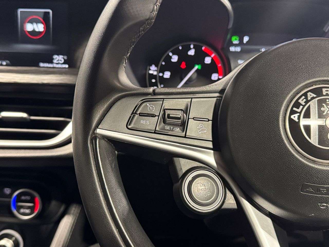 2019 ALFA ROMEO STELVIO 2019 ALFA ROMEO STELVIO