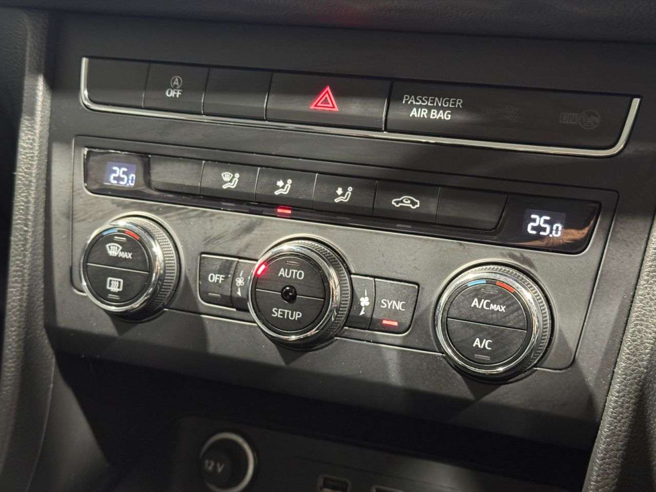 2017 SEAT ATECA 2017 SEAT ATECA