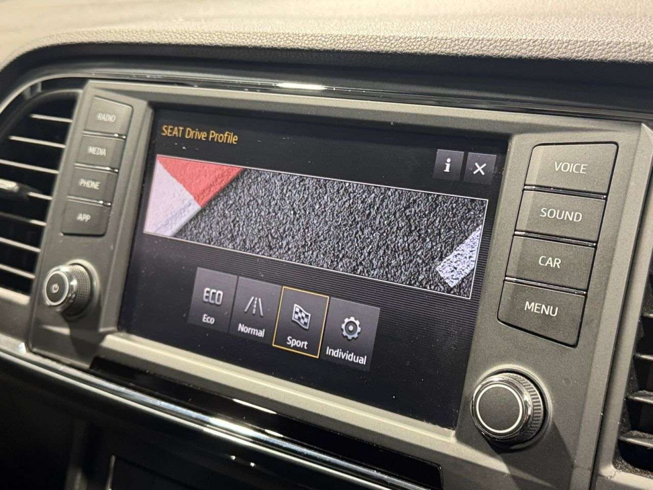 2017 SEAT ATECA 2017 SEAT ATECA