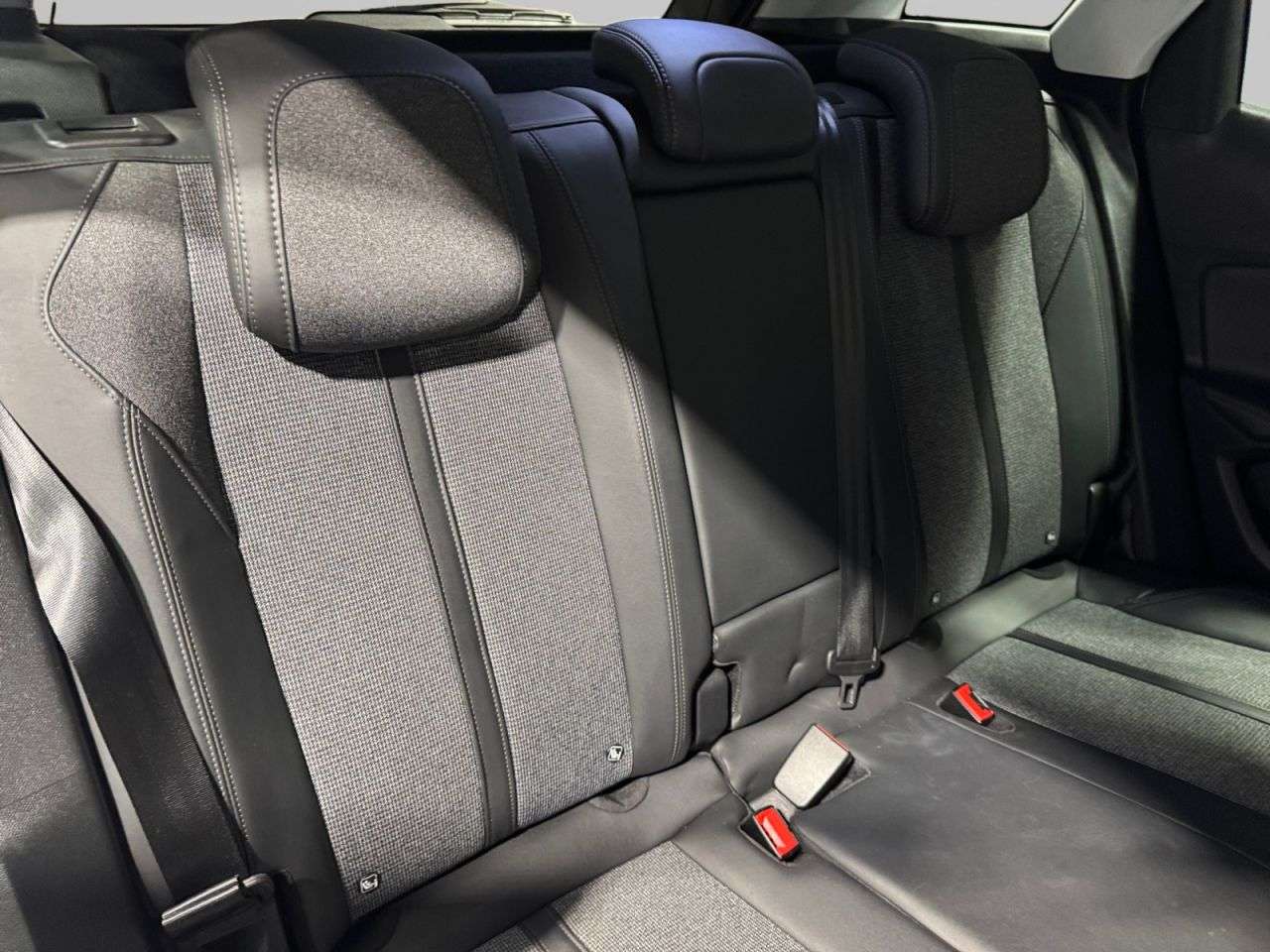 2019 PEUGEOT 3008 2019 PEUGEOT 3008