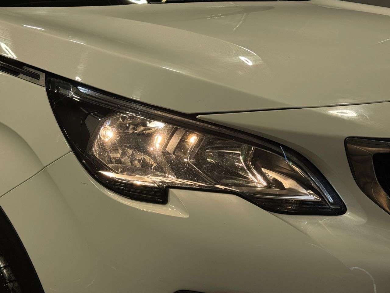 2019 PEUGEOT 3008 2019 PEUGEOT 3008