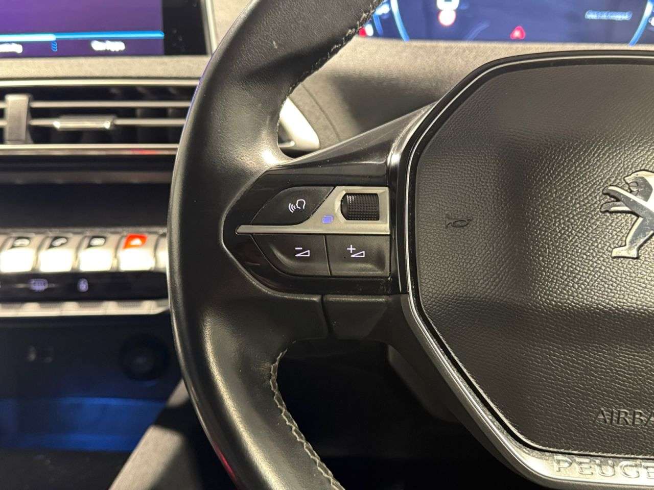 2019 PEUGEOT 3008 2019 PEUGEOT 3008