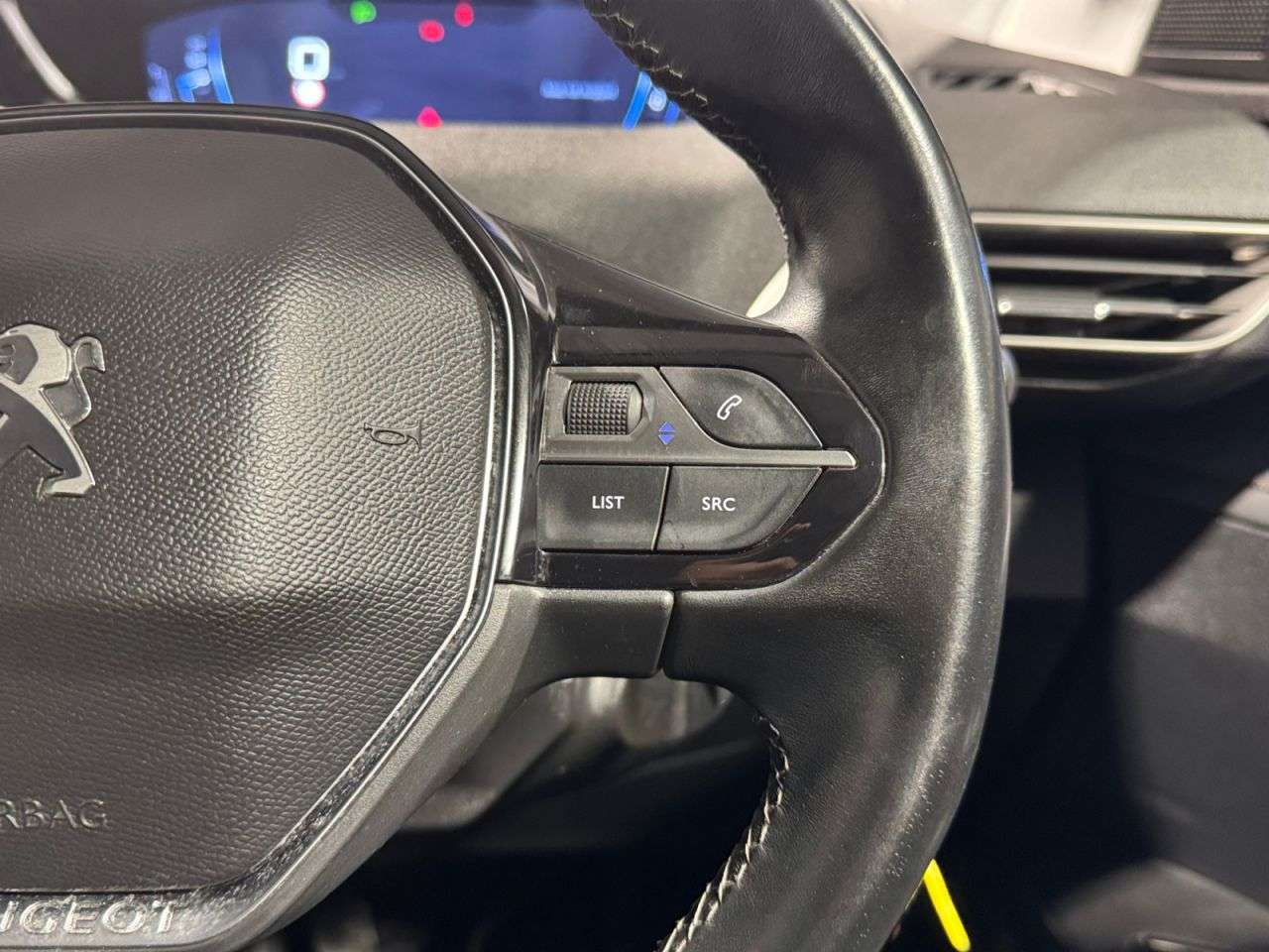 2019 PEUGEOT 3008 2019 PEUGEOT 3008